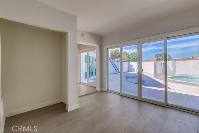 9754 Swinton Avenue, North Hills CA: https://media.crmls.org/medias/2eb22d09-96e0-4199-bab5-88a848ed72c9.jpg