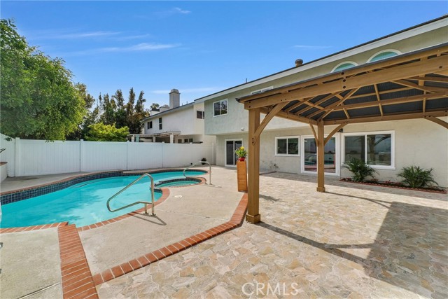 Detail Gallery Image 21 of 23 For 56 Monticello, Irvine,  CA 92620 - 3 Beds | 2/1 Baths