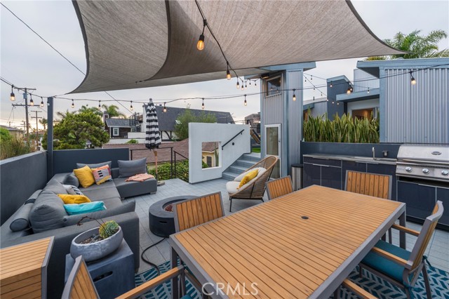 Detail Gallery Image 36 of 49 For 358 Santa Ana, Long Beach,  CA 90803 - 3 Beds | 3 Baths