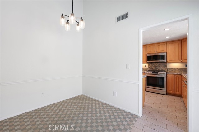 Detail Gallery Image 6 of 18 For 25377 Fortuna, Valencia,  CA 91355 - 3 Beds | 2 Baths