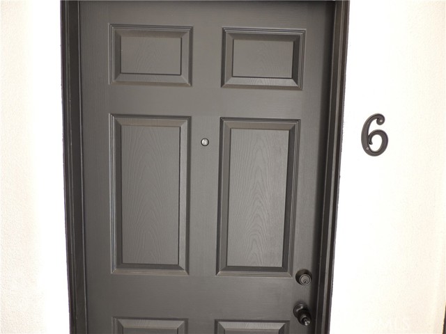 Detail Gallery Image 4 of 16 For 22735 Del Valle St #6,  Woodland Hills,  CA 91364 - 3 Beds | 2 Baths