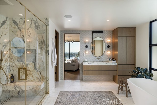2304 Cliff, Newport Beach CA: https://media.crmls.org/medias/2eb421c6-dd80-4d93-9668-a3b4d18972d0.jpg