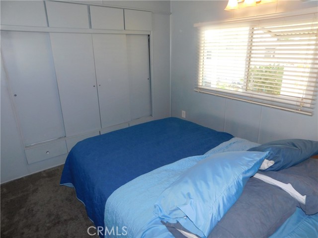 1001 S 3rd Street, Calimesa CA: https://media.crmls.org/medias/2eb43697-f83a-427a-9e5d-9dee40a2a0fc.jpg