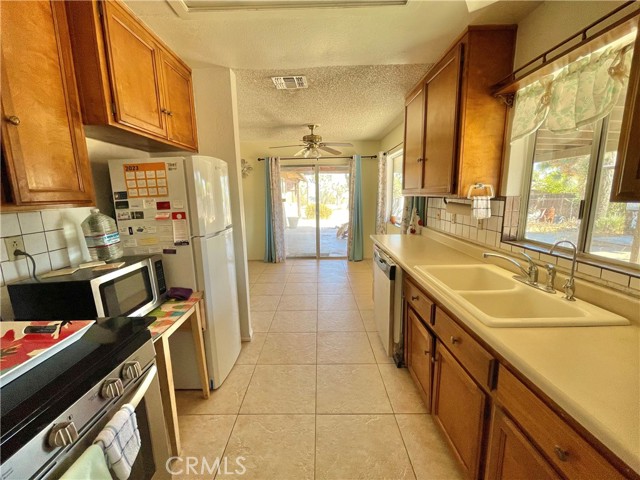 Detail Gallery Image 20 of 29 For 58873 Sun Mesa Dr, Yucca Valley,  CA 92284 - 2 Beds | 1 Baths