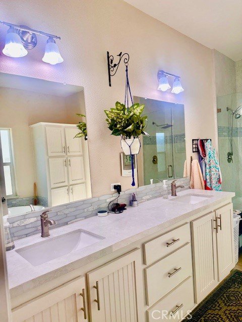 8901 Eton Avenue, Canoga Park CA: https://media.crmls.org/medias/2eb505eb-89ca-4c30-8eb7-be78c2e1a27a.jpg