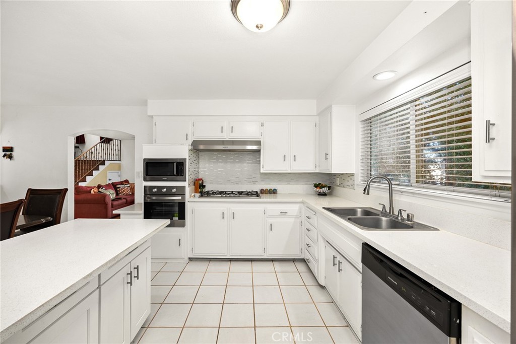 MLS #WS25263505 image #15