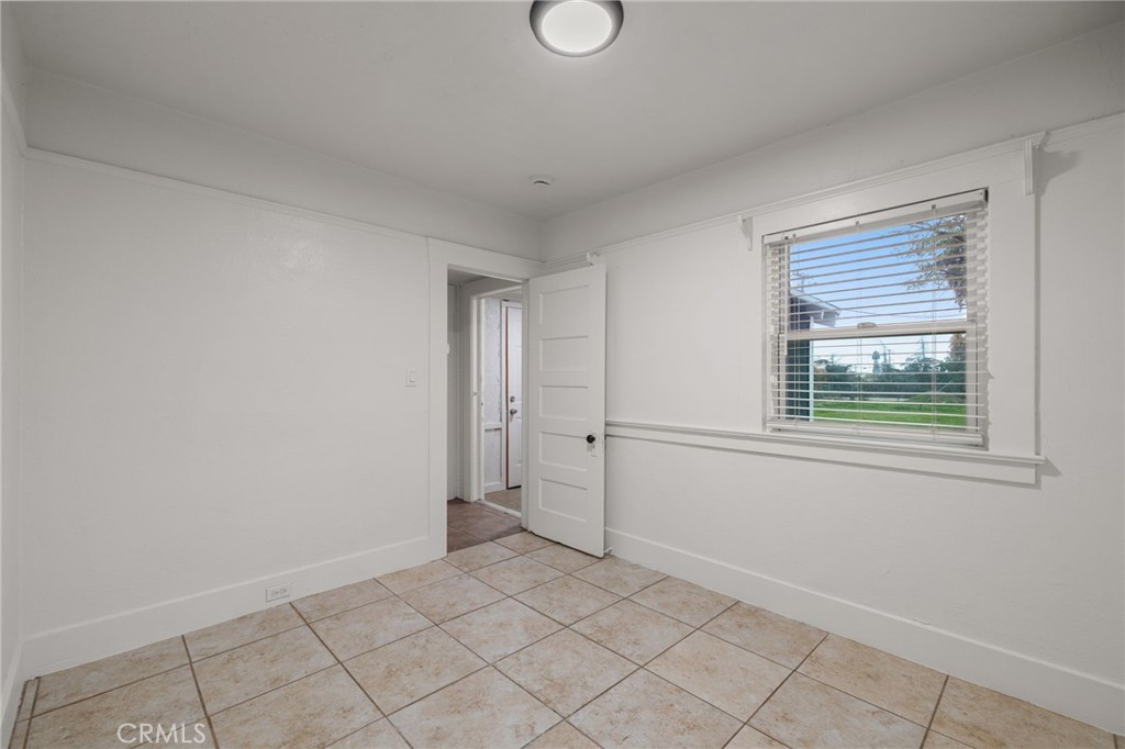 MLS #FR25270230 image #25