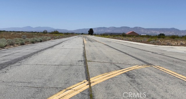 0 South Loop, California City CA: https://media.crmls.org/medias/2eb68d19-f047-4dc6-89a4-3ccb672828b0.jpg