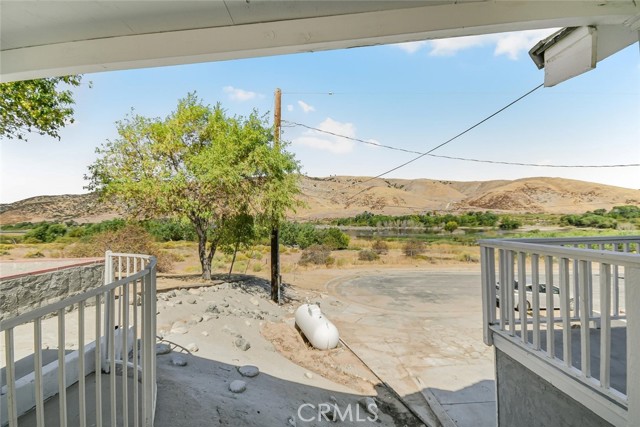 Detail Gallery Image 18 of 25 For 15372 Sandrock Dr, Lake Hughes,  CA 93532 - 3 Beds | 2 Baths