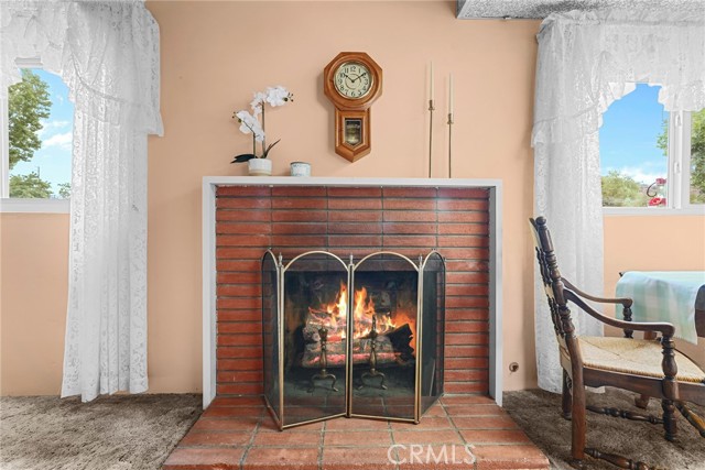 27439 Santa Clarita Road, Saugus CA: https://media.crmls.org/medias/2eb7fe9e-ab4a-4bcd-8b46-a8370a9ebd15.jpg