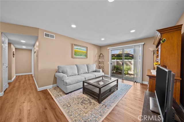 Detail Gallery Image 5 of 29 For 8990 19th St #297,  Rancho Cucamonga,  CA 91701 - 2 Beds | 2 Baths