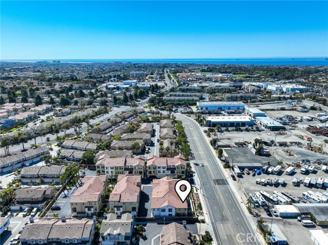 Detail Gallery Image 32 of 34 For 19091 Azul Ln, Huntington Beach,  CA 92648 - 4 Beds | 2/1 Baths