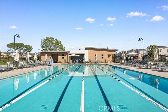 Detail Gallery Image 10 of 15 For 121 Billings, Irvine,  CA 92618 - 4 Beds | 3/1 Baths