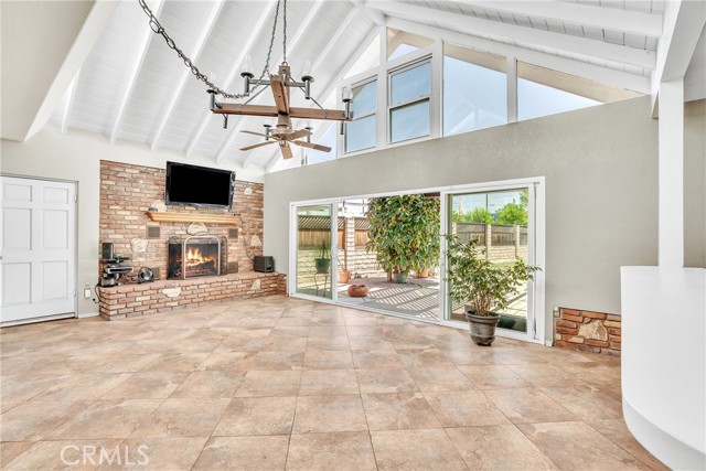 18414 East Benbow Street, Covina CA: https://media.crmls.org/medias/2eb99ab3-6305-4972-92e1-ebb260b1b5cb.jpg