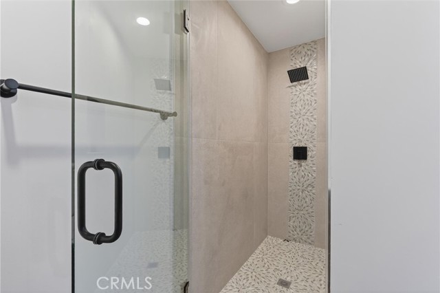 Image 16 of 40 For 16214 Mckinley