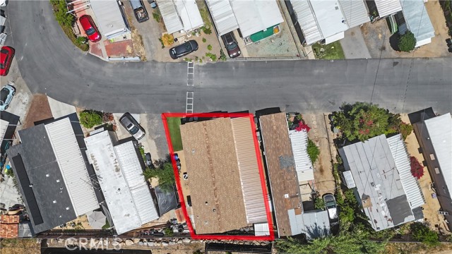 300 Ellis Street, Lake Elsinore CA: https://media.crmls.org/medias/2ebb208f-a9a6-4394-904d-16d2933f692f.jpg