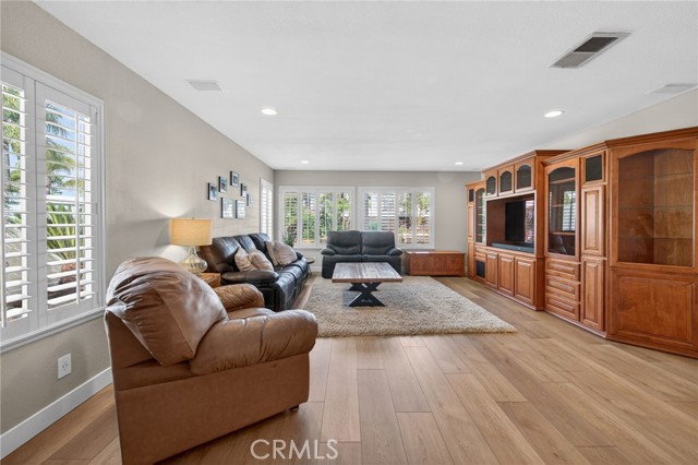 Detail Gallery Image 24 of 75 For 28322 Corte Ocaso, Temecula,  CA 92592 - 5 Beds | 3 Baths