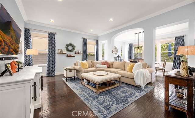 6615 Feather Drive, Huntington Beach CA: https://media.crmls.org/medias/2ebc1ff2-e890-4140-b10e-5bc006b5e046.jpg