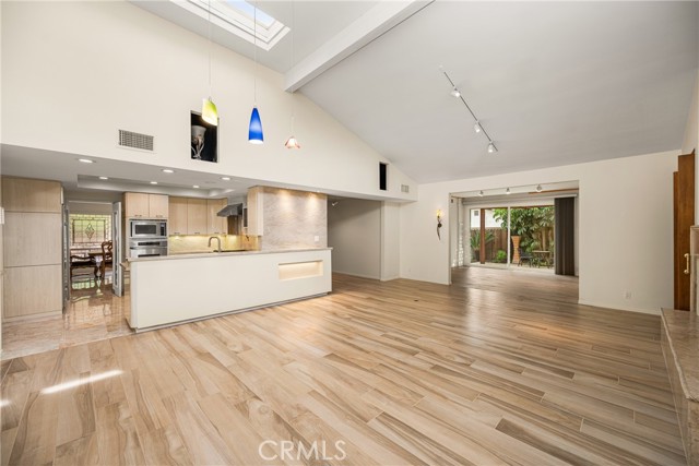 Detail Gallery Image 31 of 75 For 3030 E Elgin, Orange,  CA 92869 - 4 Beds | 2/1 Baths