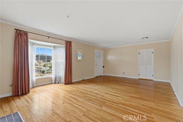 Detail Gallery Image 5 of 34 For 1820 Edgewood Dr, Alhambra,  CA 91803 - 3 Beds | 2/1 Baths