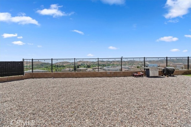 11653 Couples Court, Beaumont CA: https://media.crmls.org/medias/2ebdbf06-c256-4286-9ab3-843b0dc73150.jpg