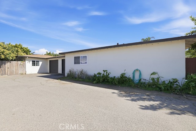 Detail Gallery Image 16 of 41 For 726 Weelo Dr, Costa Mesa,  CA 92627 - 4 Beds | 2 Baths