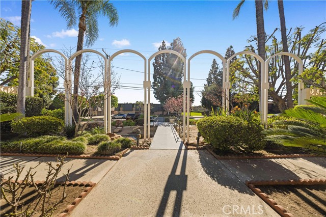 Image 50 of 55 For 573 Fairview Avenue