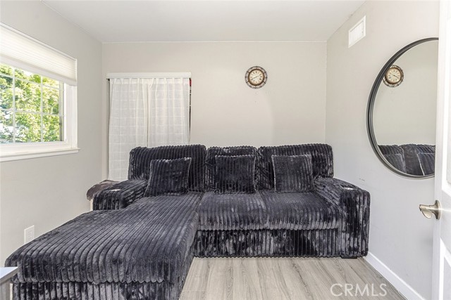 Detail Gallery Image 26 of 44 For 19620 Green Mountain Dr, Newhall,  CA 91321 - 4 Beds | 2 Baths