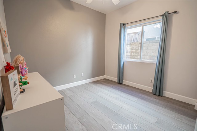 Detail Gallery Image 13 of 46 For 30401 Servilla, Castaic,  CA 91384 - 5 Beds | 3 Baths