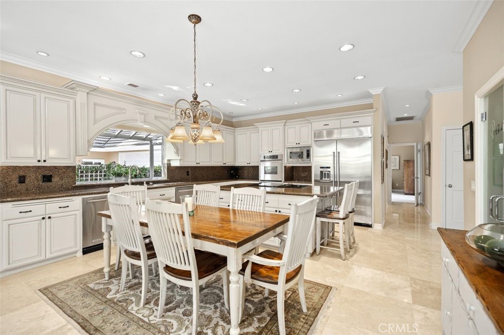 2ebf2d79 9187 4208 B3d9 F866fd5e2f63