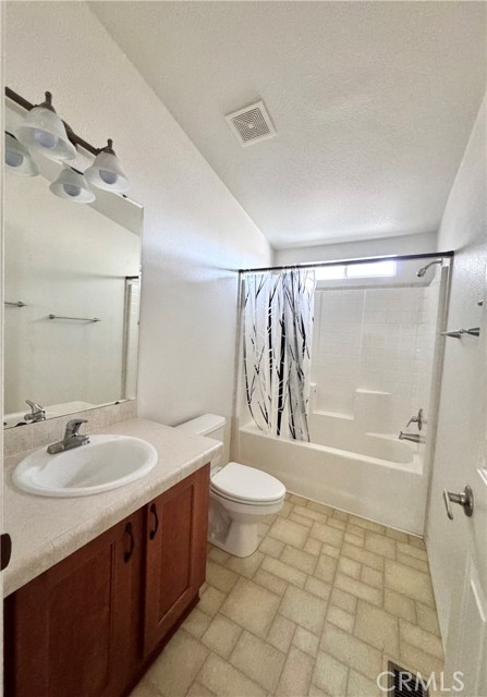 Detail Gallery Image 9 of 14 For 45465 25th St #72,  Lancaster,  CA 93535 - 3 Beds | 2 Baths
