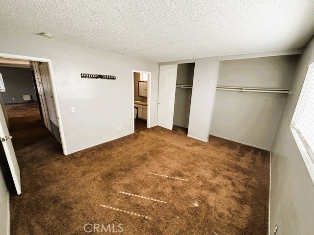 https://media.crmls.org/medias/2ebf838d-8959-406c-9301-65234095e2b7.jpg?preset=X-Large