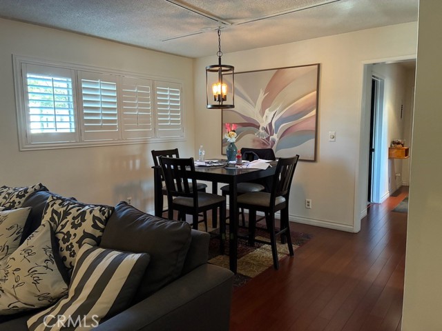 Detail Gallery Image 7 of 28 For 919 N Minter, Santa Ana,  CA 92701 - 2 Beds | 2 Baths