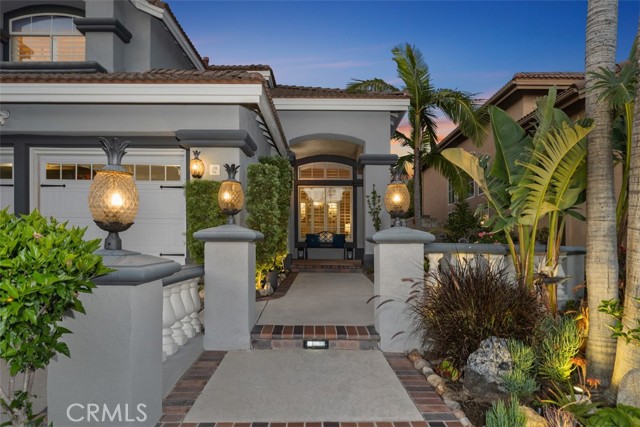 12 La Perla, Lake Forest CA: https://media.crmls.org/medias/2ec06254-c8fb-41ac-8bad-491a8903e4d5.jpg