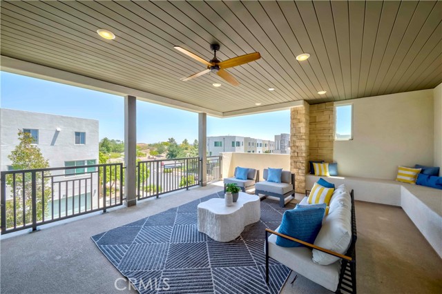 195 Stellar, Irvine CA: https://media.crmls.org/medias/2ec15a82-d323-491b-806e-b648b73c5324.jpg