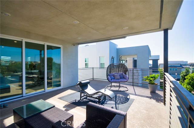259 Chorus, Irvine CA: https://media.crmls.org/medias/2ec1f7d8-a86c-4c3d-b54f-58e8bb0bf7d7.jpg