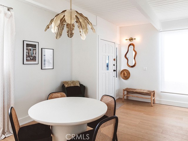 Detail Gallery Image 5 of 17 For 989 La Mirada, Laguna Beach,  CA 92651 - 3 Beds | 2 Baths