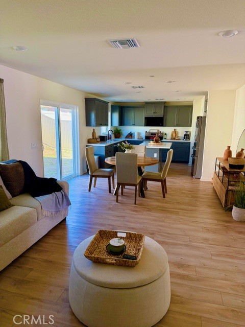 Detail Gallery Image 3 of 21 For 28316 Golden Spring, Nuevo,  CA 92567 - 4 Beds | 3 Baths