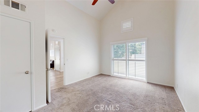 Detail Gallery Image 17 of 38 For 24420 Flaxwood Ln #204,  Newhall,  CA 91321 - 2 Beds | 2 Baths