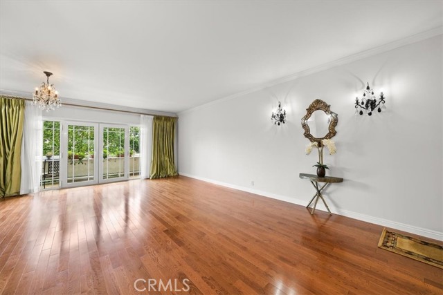 Detail Gallery Image 6 of 33 For 1228 N La Cienega Bld #203,  West Hollywood,  CA 90069 - 2 Beds | 2 Baths