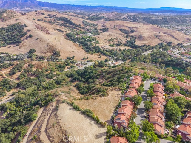 19121 El Toro Road, Silverado CA: https://media.crmls.org/medias/2ec4099b-14ab-439f-b4cf-5b39a9a61c50.jpg