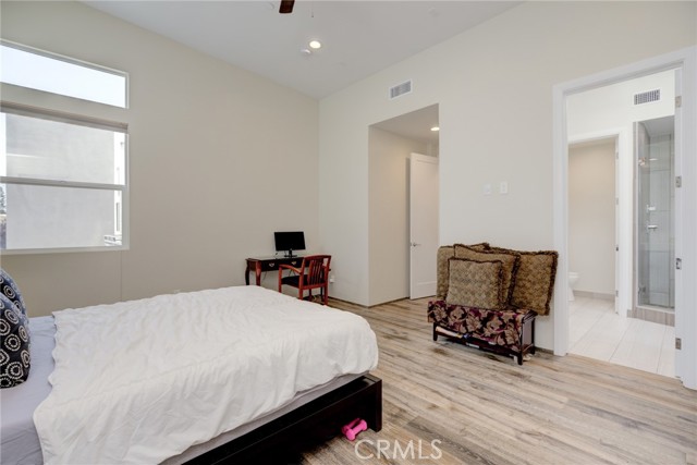 2520 Nelson Avenue, Redondo Beach, California 90278, 4 Bedrooms Bedrooms, ,3 BathroomsBathrooms,Residential,Sold,Nelson,PV21155781