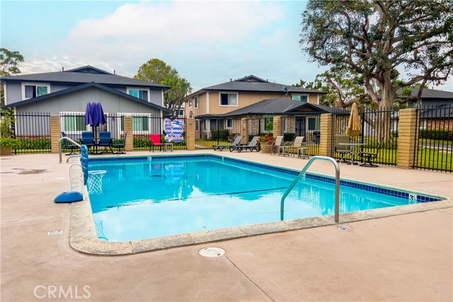 Detail Gallery Image 24 of 24 For 16684 Arbor Cir 110c,  Huntington Beach,  CA 92647 - 2 Beds | 1 Baths