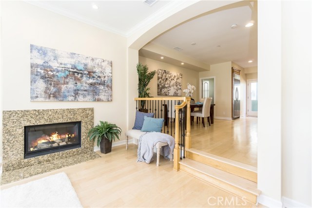 206 Calle Miramar, Redondo Beach, California 90277, 4 Bedrooms Bedrooms, ,3 BathroomsBathrooms,Residential,Sold,Calle Miramar,SB17021229