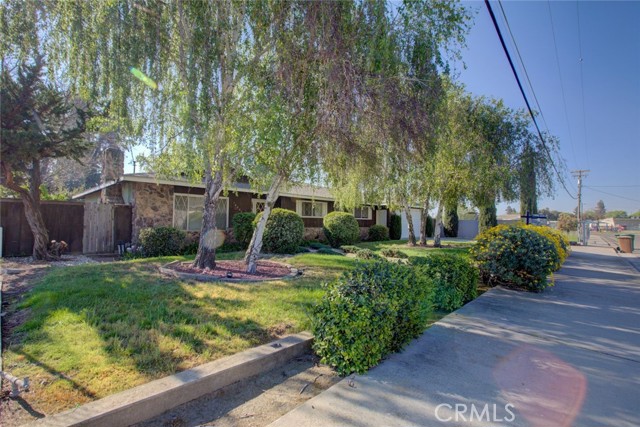 Detail Gallery Image 2 of 41 For 16067 Acacia, Delhi,  CA 95315 - 3 Beds | 2 Baths