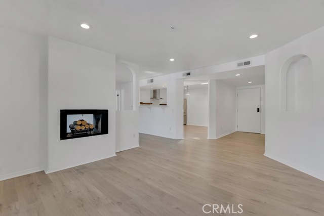 Image 2 of 39 For 17735 Kinzie Street 304