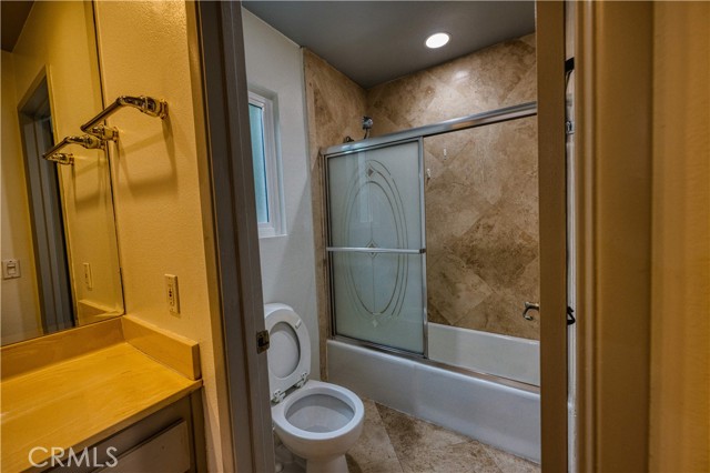 2nd Floor Full Guest Bathroom 2 2nd Floor Full Guest Bathroom 2