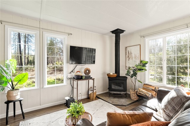 Detail Gallery Image 3 of 59 For 8 Meadow Lane Dr, Berry Creek,  CA 95916 - 2 Beds | 1 Baths