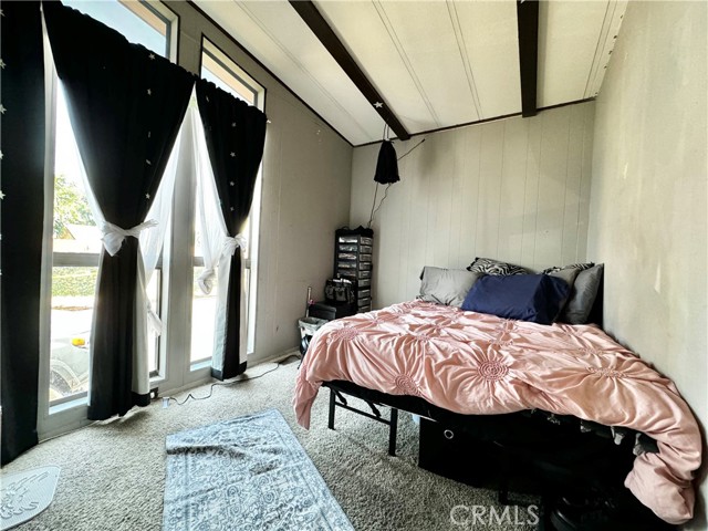 Detail Gallery Image 11 of 22 For 307 S Smith Ave #64,  Corona,  CA 92882 - 4 Beds | 2 Baths