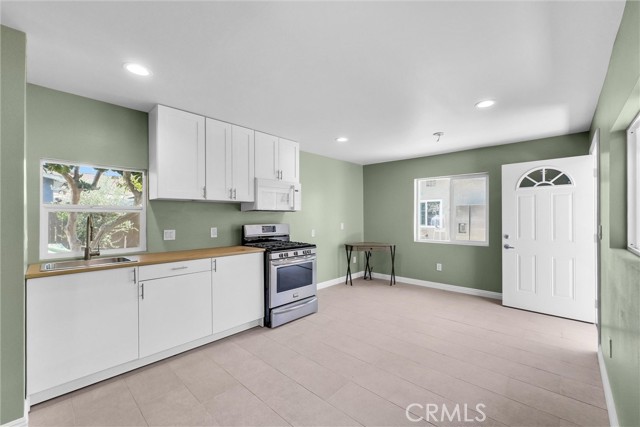 Detail Gallery Image 19 of 23 For 2513 W Occidental, Santa Ana,  CA 92704 - 3 Beds | 1/1 Baths